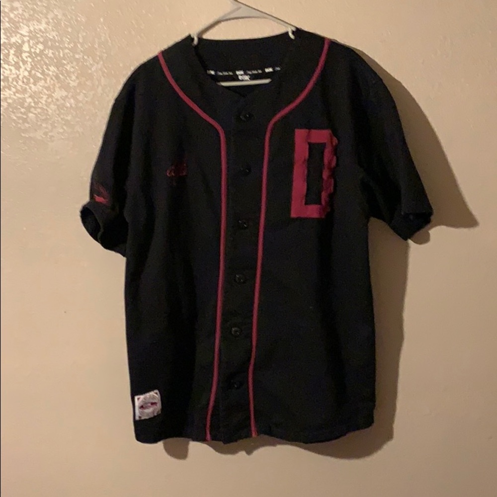 DGK “ World Is Yours “ Baseball Tee